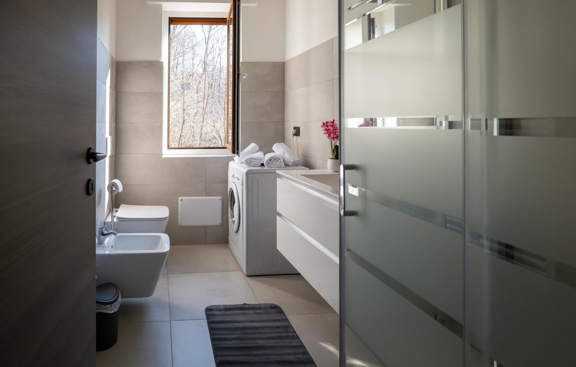 Casa Vacanze Aria Leggiuno Exteriör bild